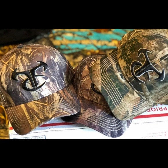 true timber Other - NWT hat all season hunting wear